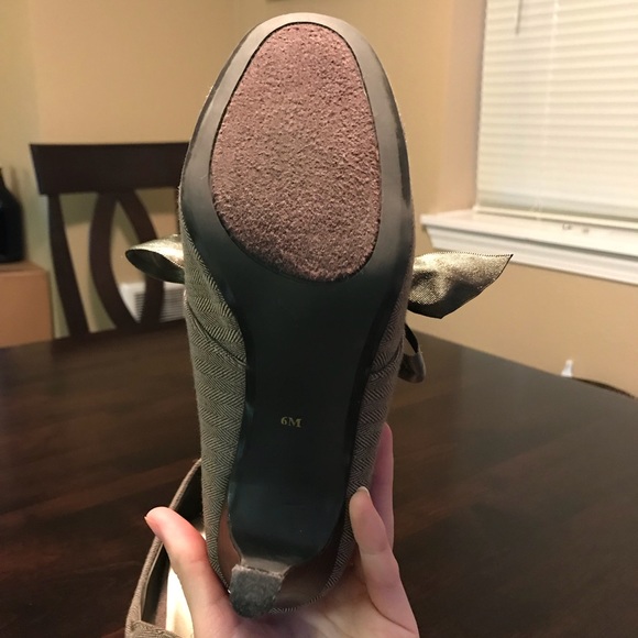 ❗️💐Ann Marino Satin Bow Heels! NWOT! - Picture 6 of 7